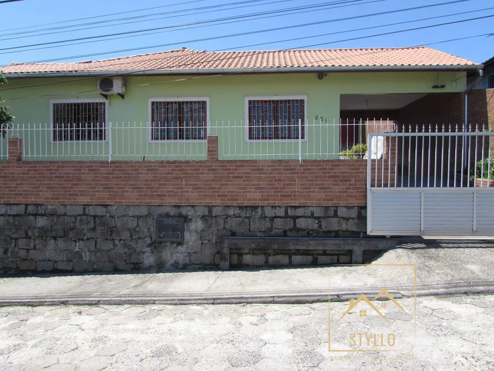 Casa, 3 quartos, 175 m² - Foto 1