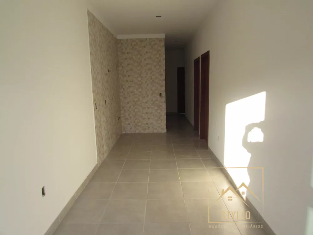 Casa à venda com 3 quartos, 54m² - Foto 4