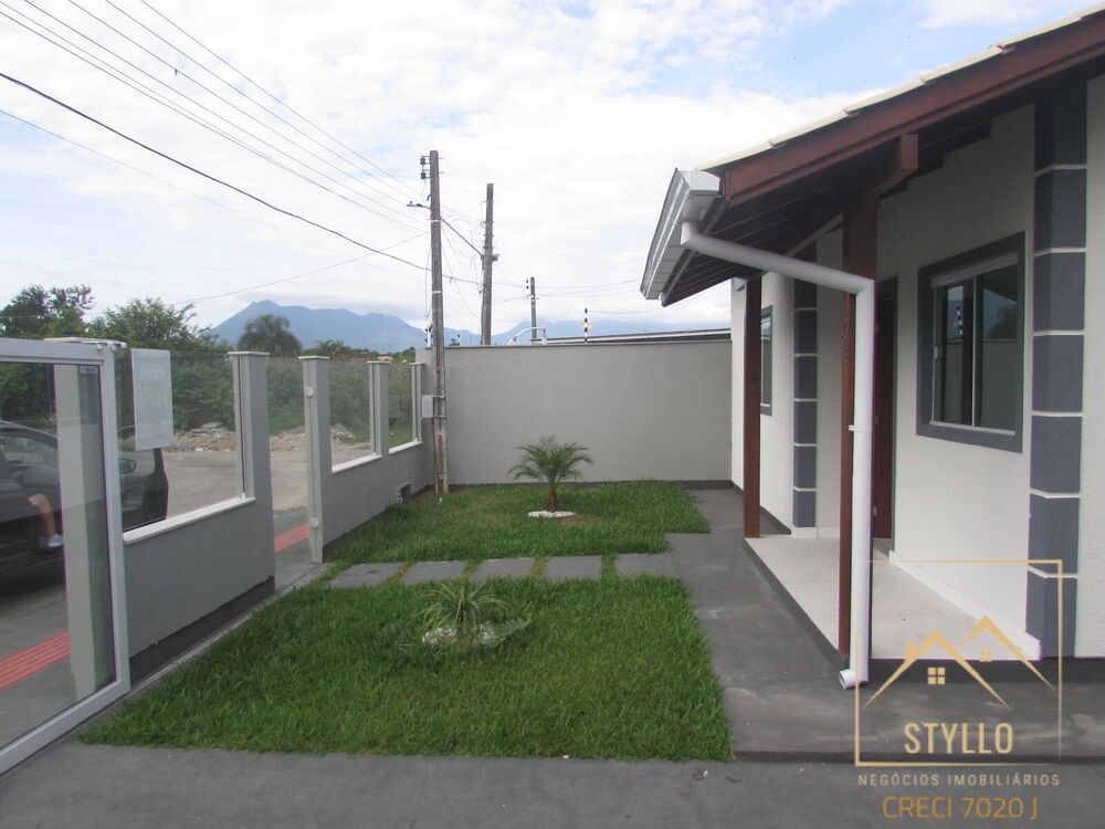 Casa à venda com 2 quartos, 65m² - Foto 8