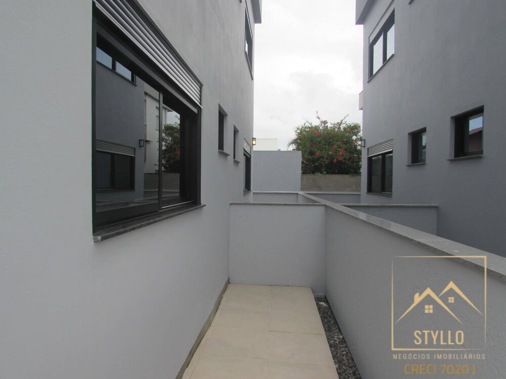 Apartamento à venda com 3 quartos, 92m² - Foto 4