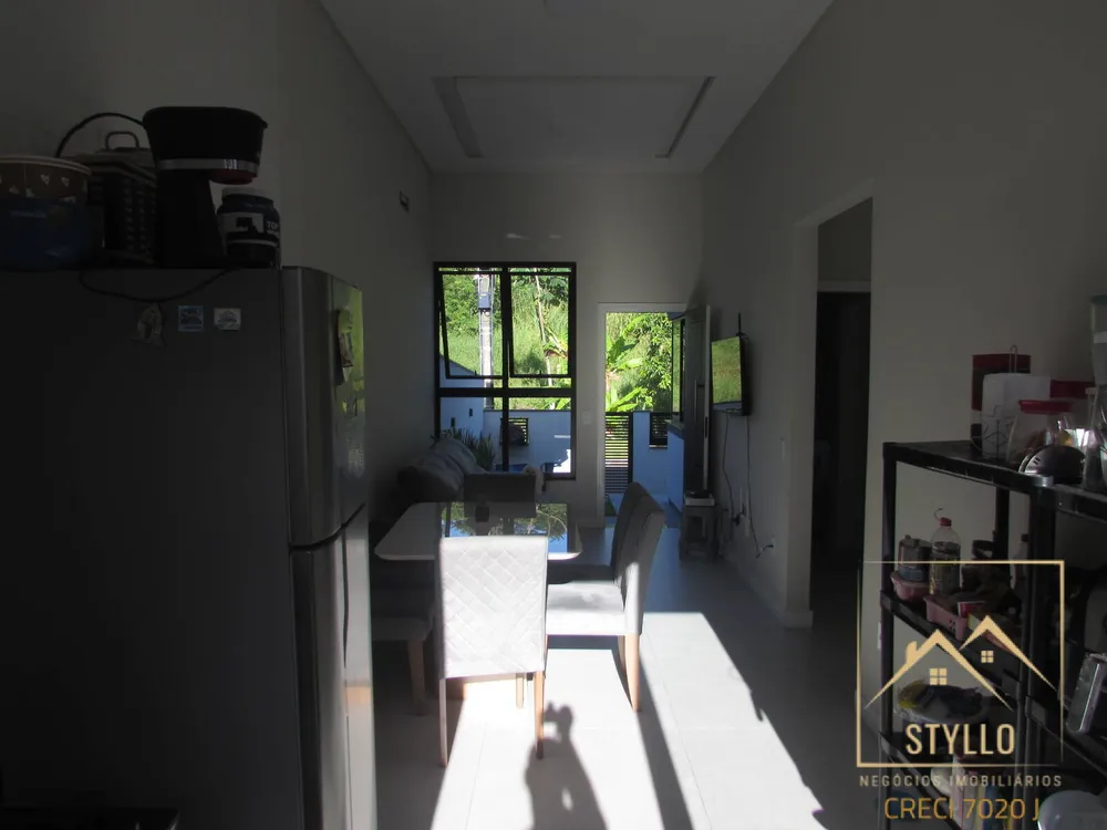 Casa, 3 quartos, 76 m² - Foto 2