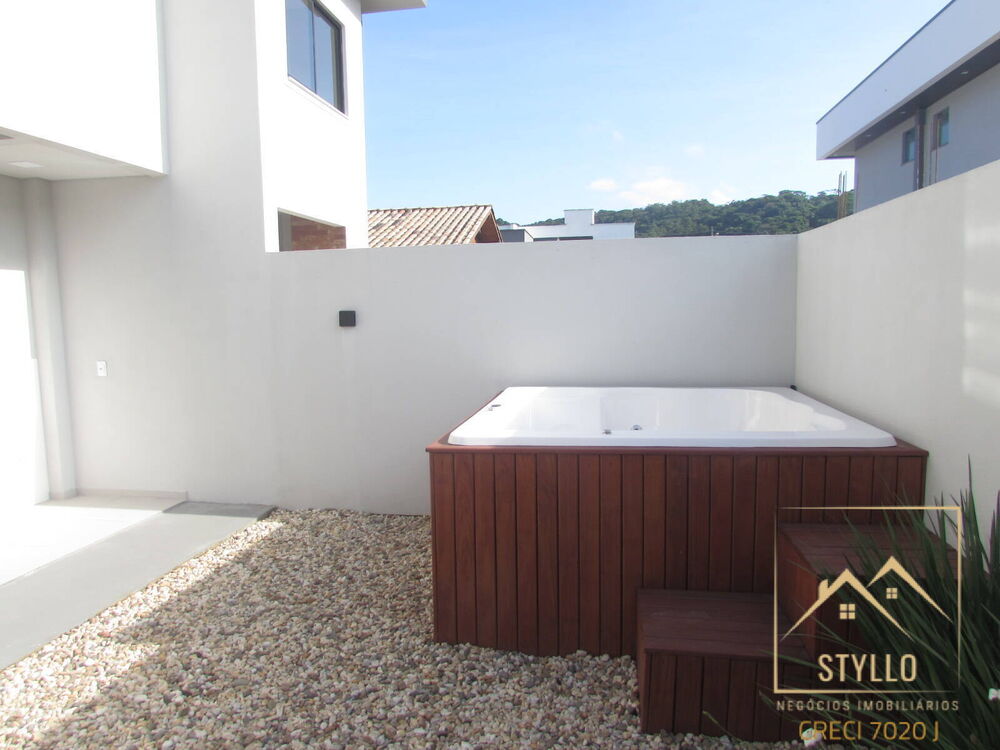 Sobrado à venda com 2 quartos, 94m² - Foto 4