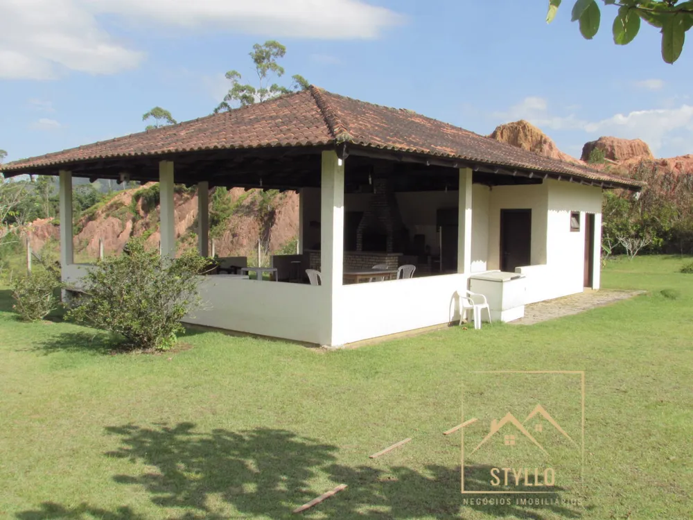 Sítio, 4 quartos, 2570 m² - Foto 6