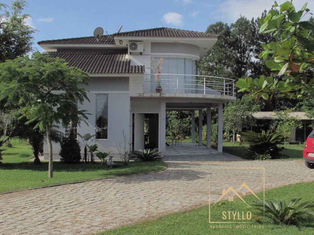 Sítio, 4 quartos, 2570 m² - Foto 1