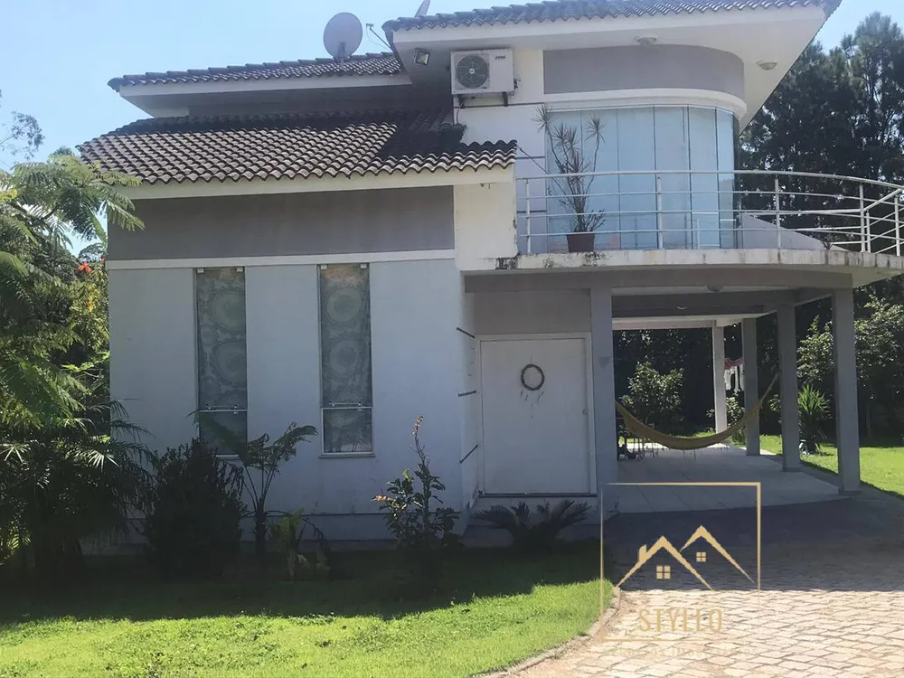 Sítio, 4 quartos, 2570 m² - Foto 1