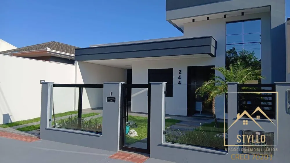 Casa, 3 quartos, 122 m² - Foto 1