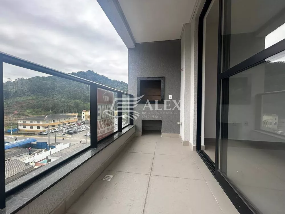 Apartamento à venda com 3 quartos, 74m² - Foto 1