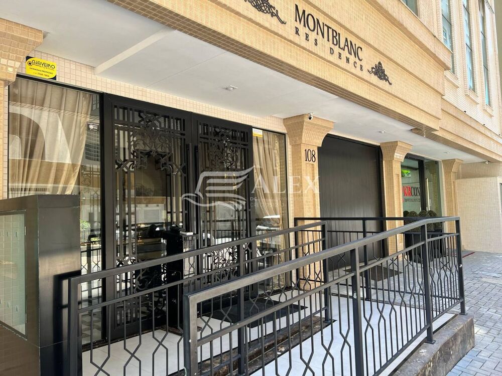 Apartamento à venda com 3 quartos, 124m² - Foto 1