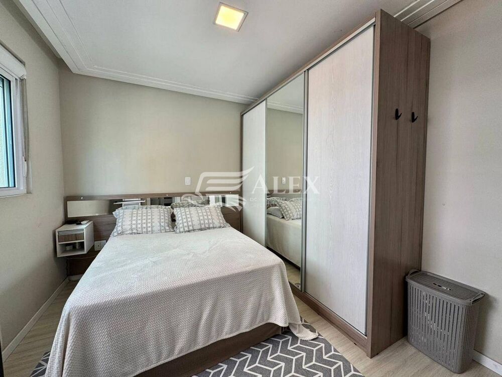 Apartamento à venda com 3 quartos, 124m² - Foto 5