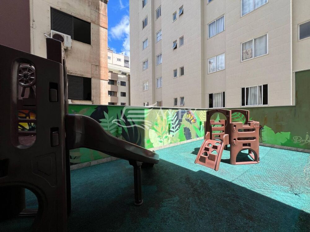 Apartamento à venda com 3 quartos, 124m² - Foto 7
