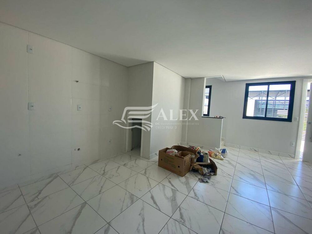 Sobrado à venda com 2 quartos, 110m² - Foto 3