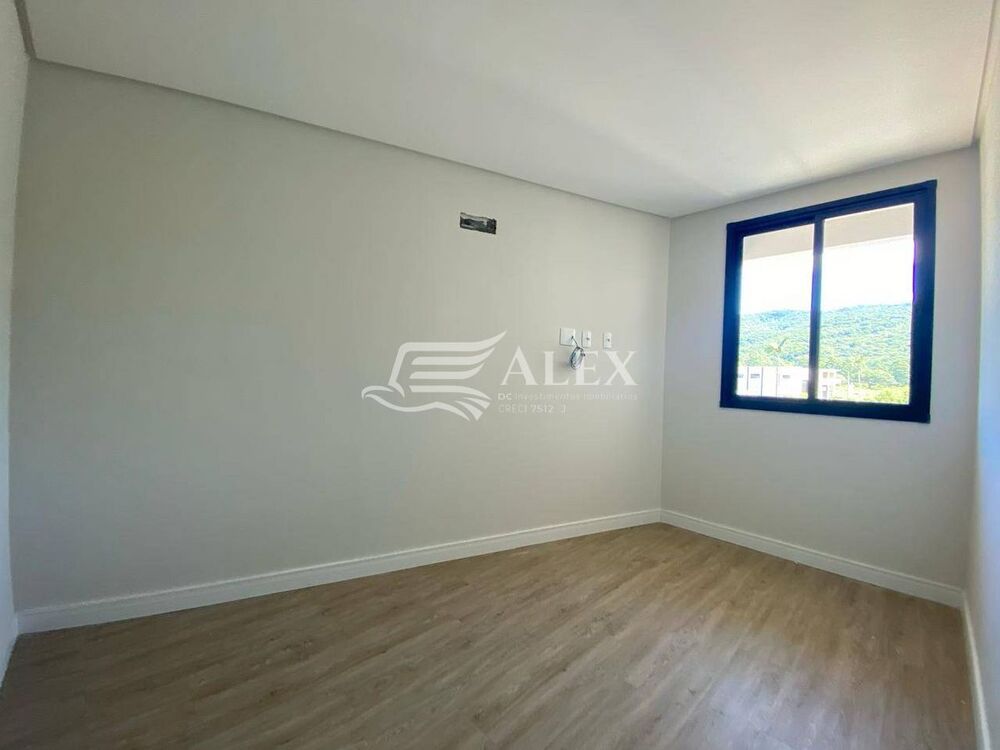 Sobrado à venda com 2 quartos, 110m² - Foto 4