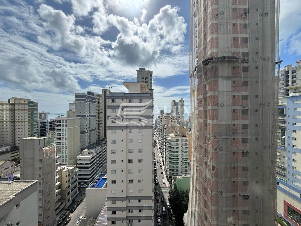 Apartamento à venda com 3 quartos, 132m² - Foto 4
