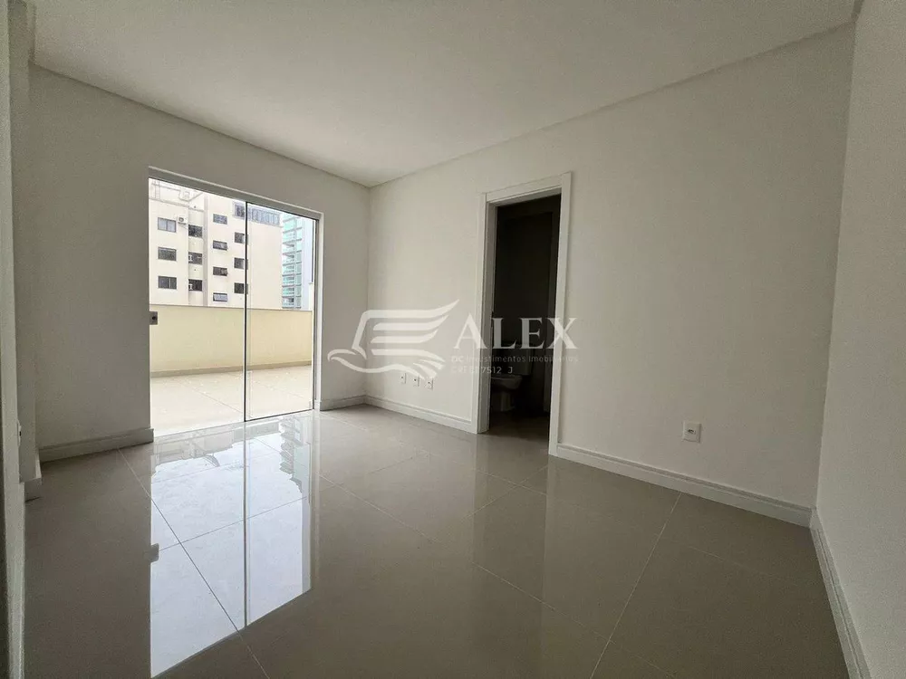 Apartamento à venda com 3 quartos, 115m² - Foto 5