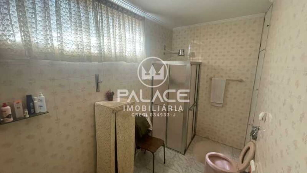 Casa à venda e aluguel com 4 quartos, 500m² - Foto 2