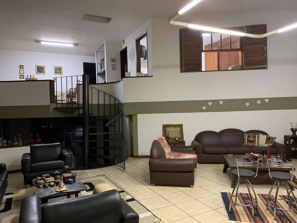 Casa, 3 quartos, 365 m² - Foto 2