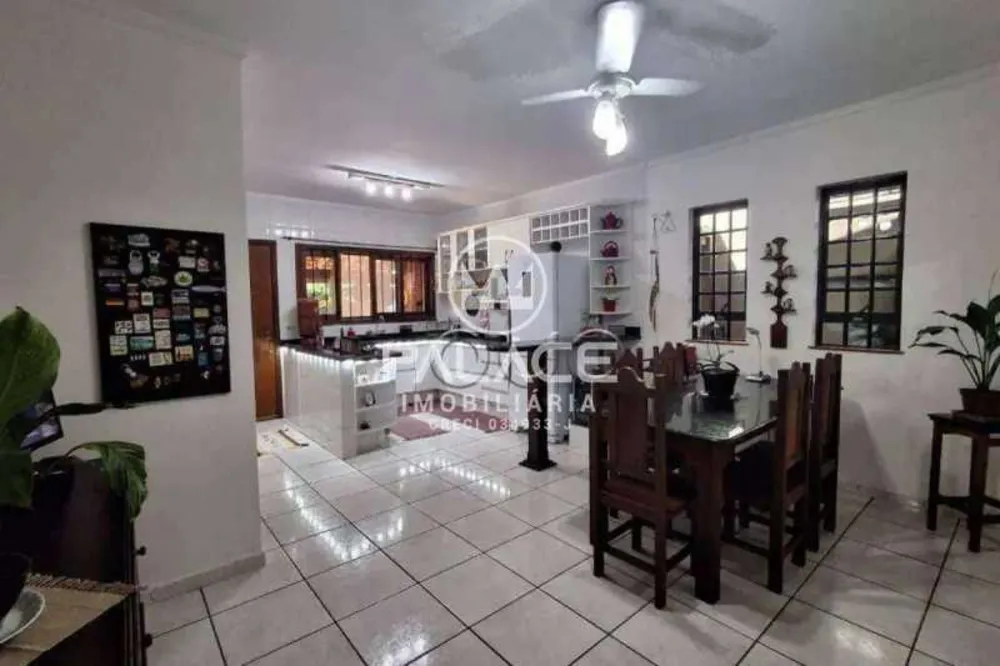 Casa, 3 quartos, 300 m² - Foto 6