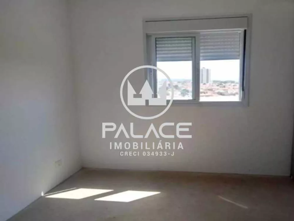 Apartamento à venda com 2 quartos, 66m² - Foto 1