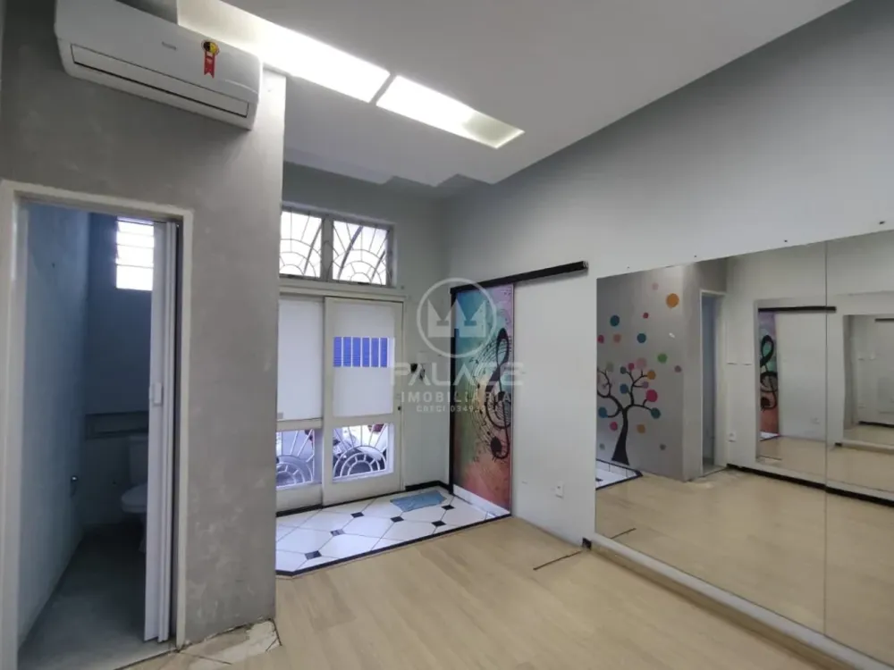 Prédio Inteiro, 19 m² - Foto 1