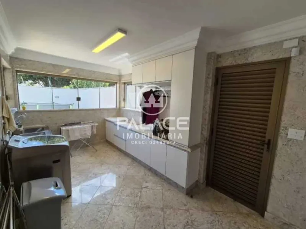 Casa, 3 quartos, 374 m² - Foto 1