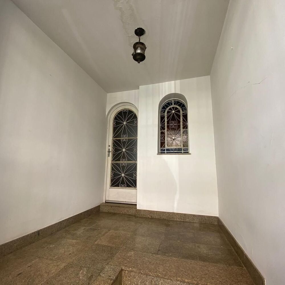 Casa à venda com 5 quartos, 124m² - Foto 7