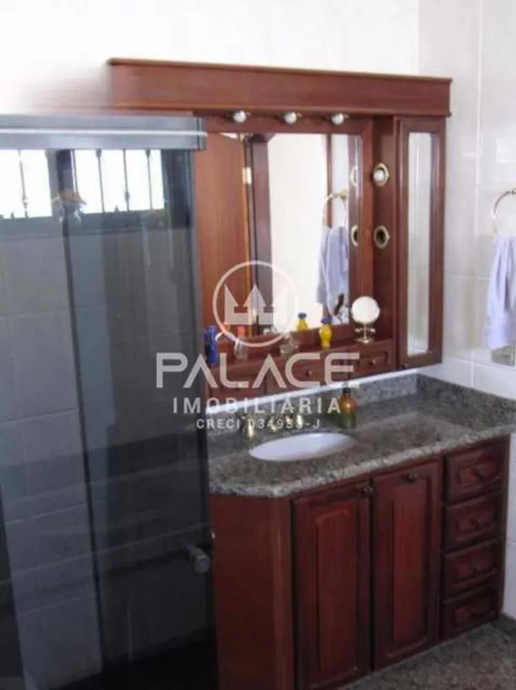 Casa, 3 quartos, 250 m² - Foto 2