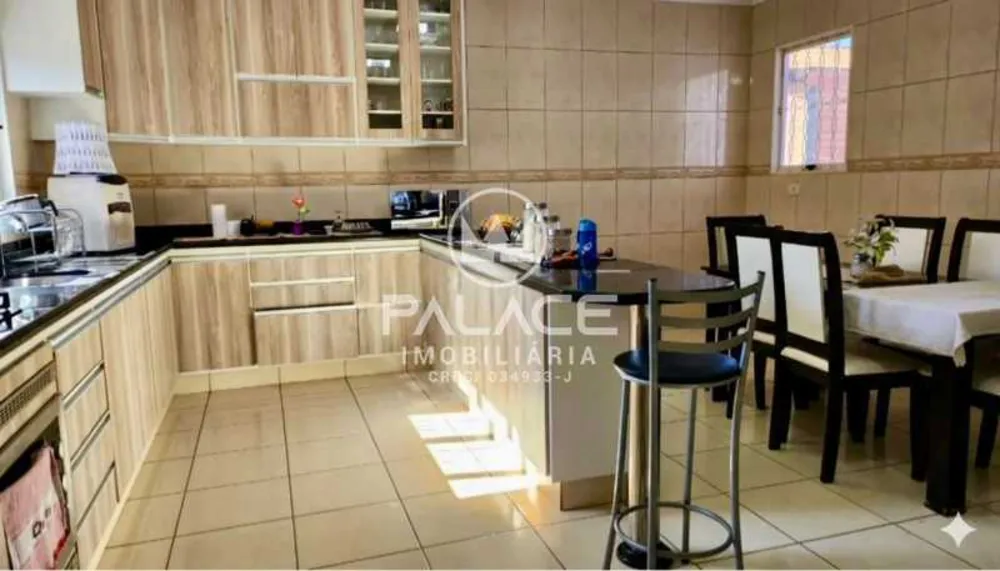 Casa, 3 quartos, 327 m² - Foto 4