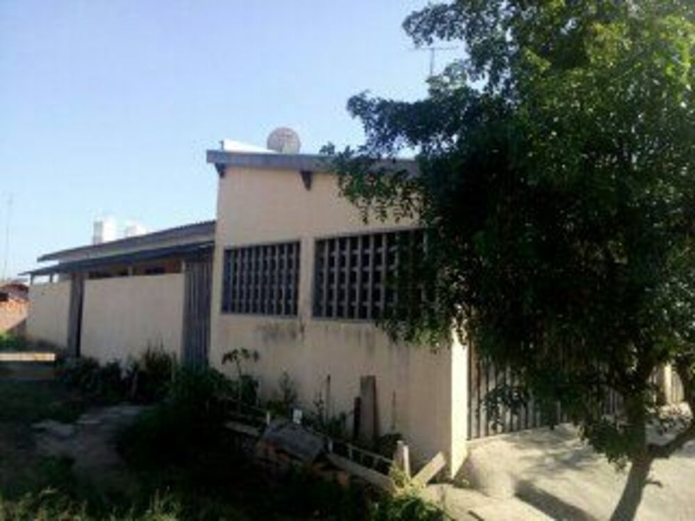 Casa à venda com 2 quartos, 123m² - Foto 2