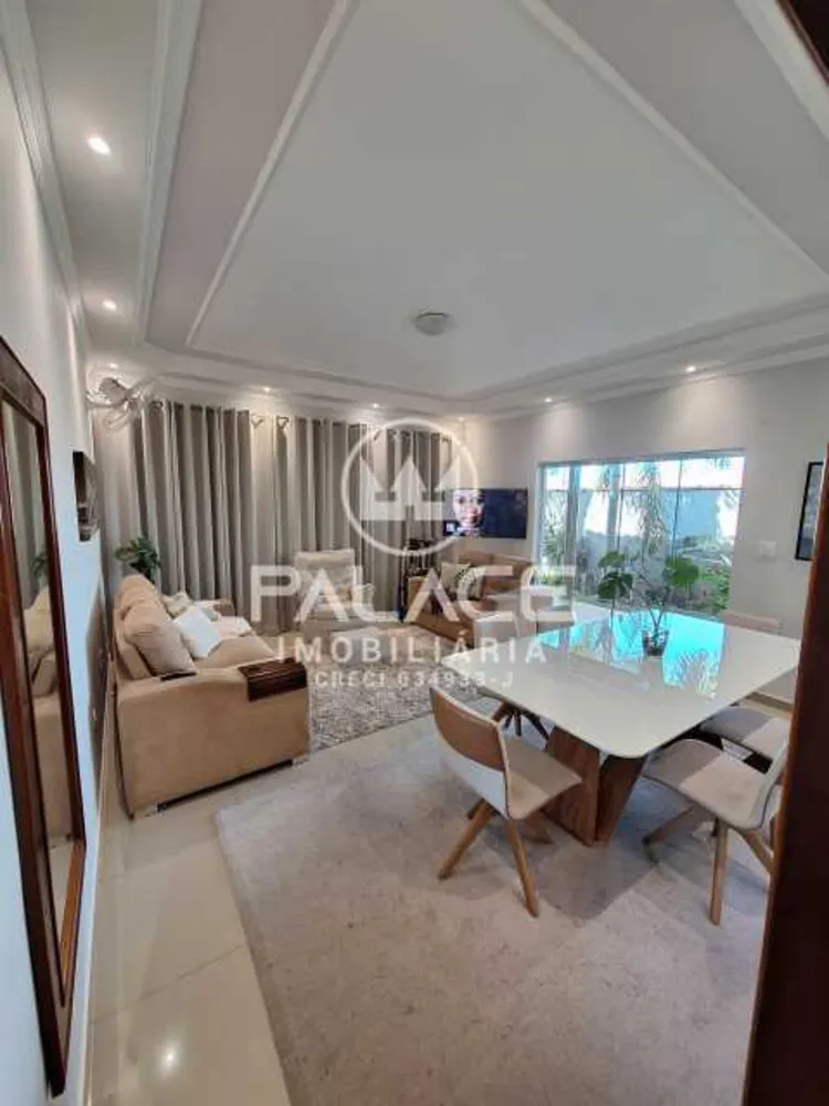 Casa, 3 quartos, 211 m² - Foto 1