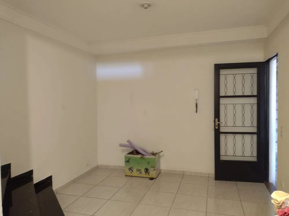 Casa, 3 quartos, 240 m² - Foto 3