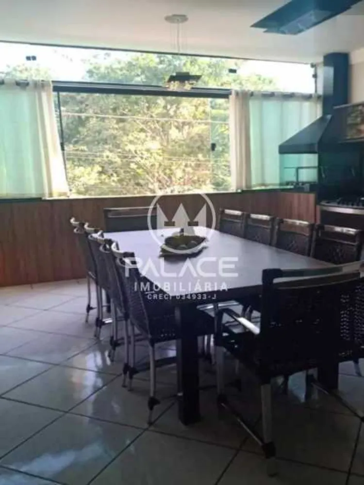 Casa, 3 quartos, 230 m² - Foto 1