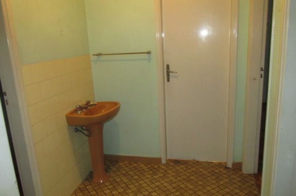 Casa Comercial à venda e aluguel com 4 quartos, 373m² - Foto 2