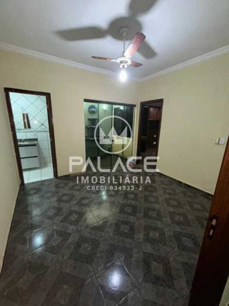 Casa à venda com 3 quartos, 231m² - Foto 6