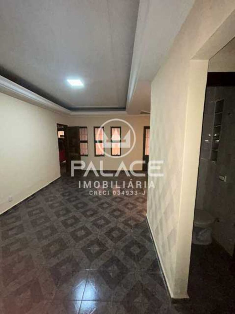 Casa à venda com 3 quartos, 231m² - Foto 3
