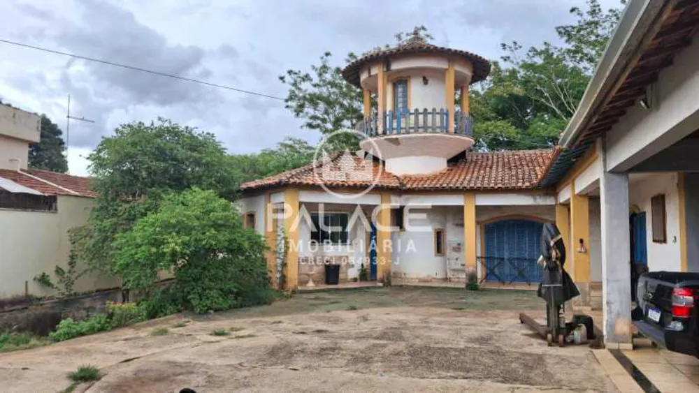 Casa, 4 quartos, 286 m² - Foto 1