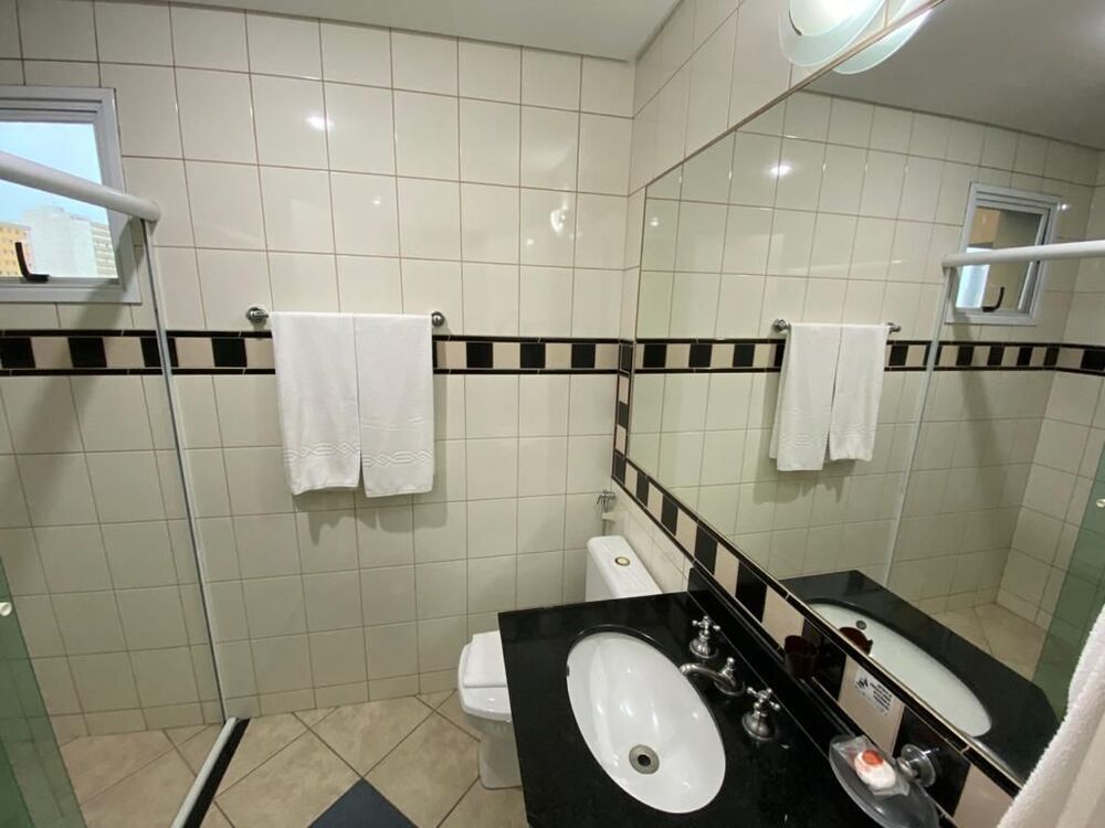 Apartamento à venda com 1 quarto, 37m² - Foto 2