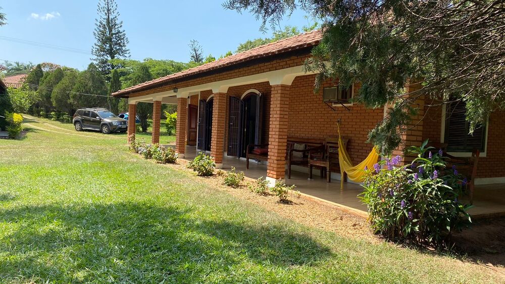 Chácara à venda com 8 quartos, 800m² - Foto 2