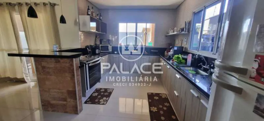 Casa, 3 quartos, 241 m² - Foto 10