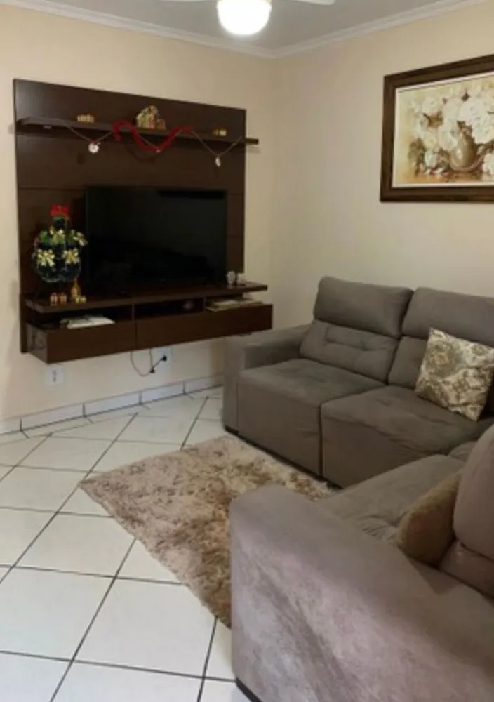 Casa, 3 quartos, 200 m² - Foto 1