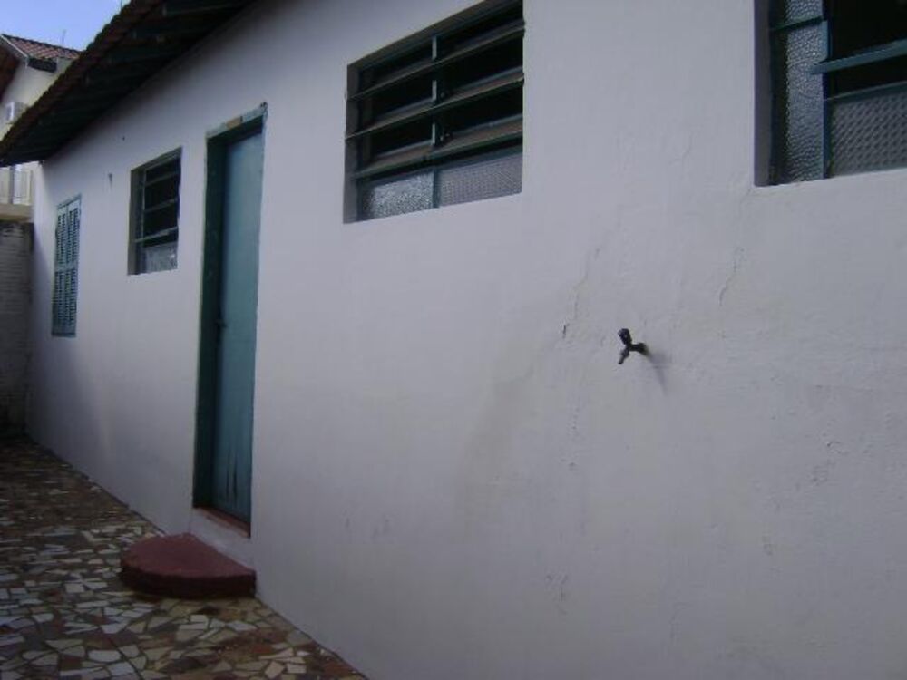 Casa à venda com 2 quartos, 236m² - Foto 2