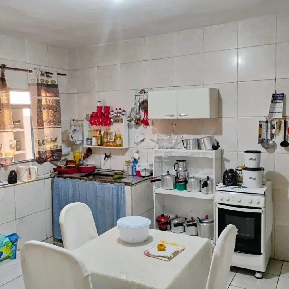 Casa, 4 quartos, 197 m² - Foto 2