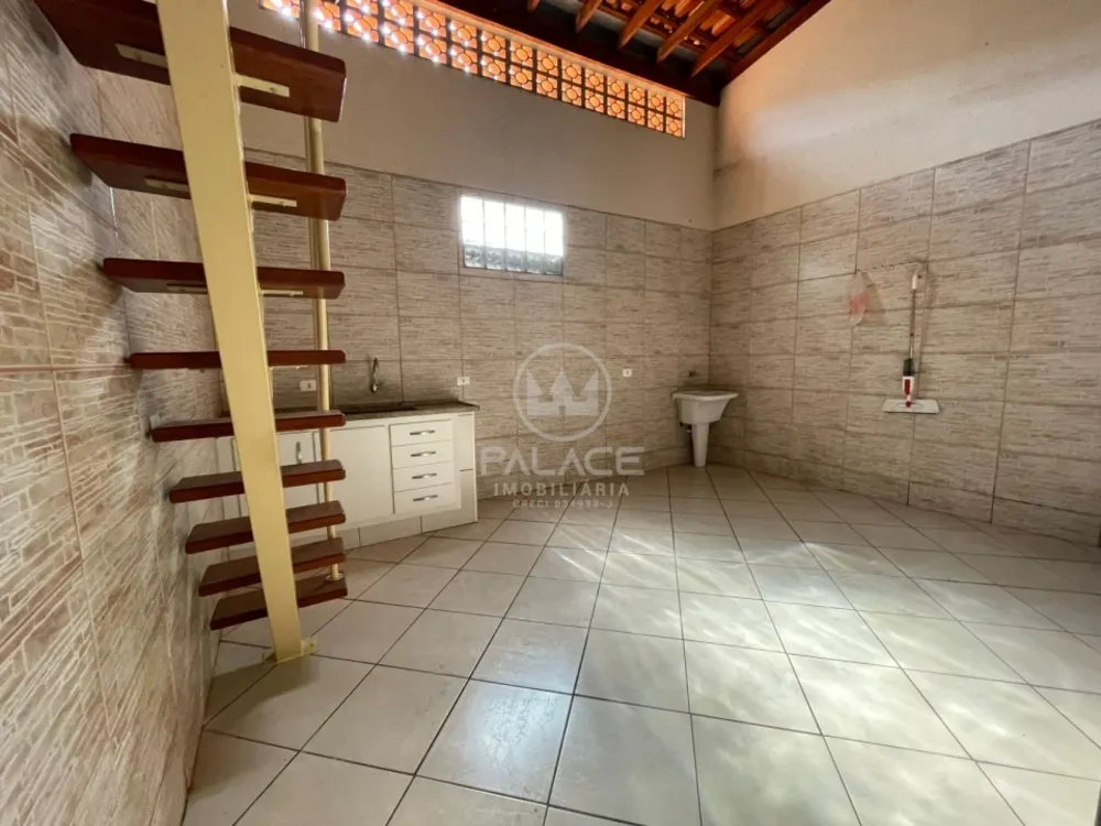 Casa, 4 quartos, 127 m² - Foto 1