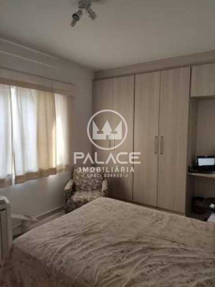 Casa à venda com 4 quartos, 294m² - Foto 2