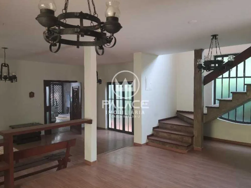 Casa, 3 quartos, 304 m² - Foto 2