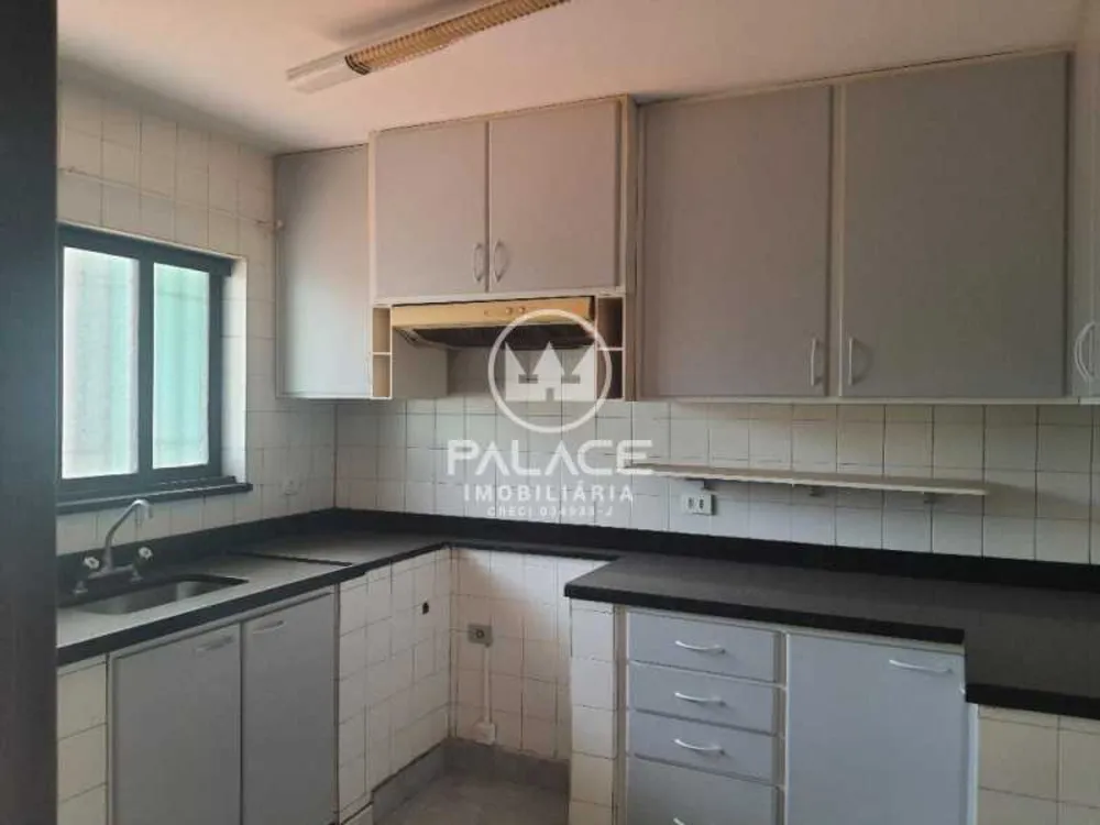Casa, 3 quartos, 304 m² - Foto 2