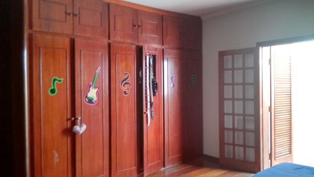 Casa à venda com 3 quartos, 240m² - Foto 8