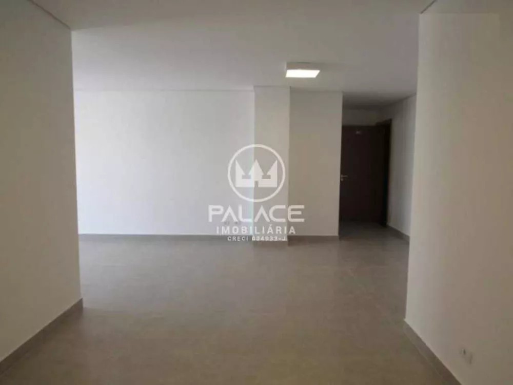 Apartamento à venda com 3 quartos, 113m² - Foto 1