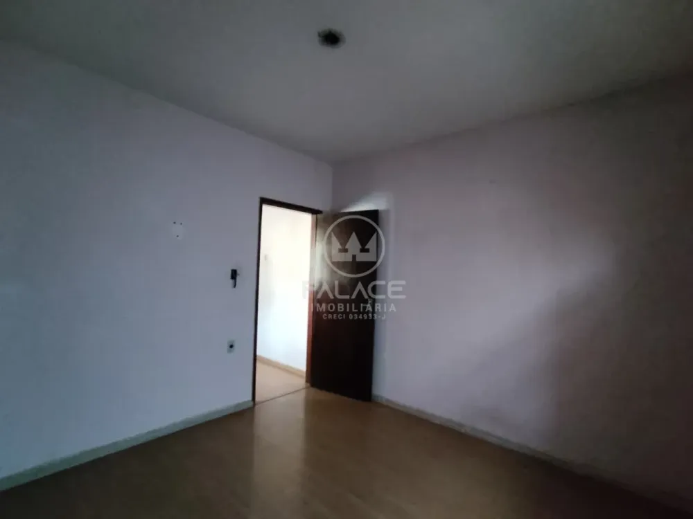 Casa, 5 quartos, 178 m² - Foto 3