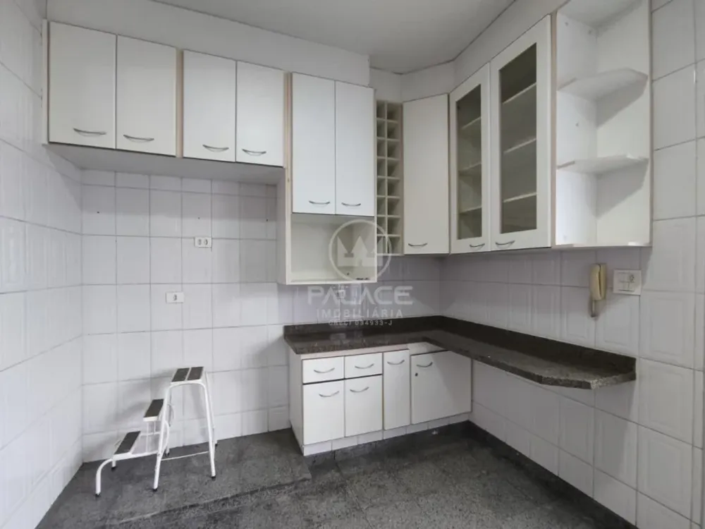 Casa, 3 quartos, 175 m² - Foto 2