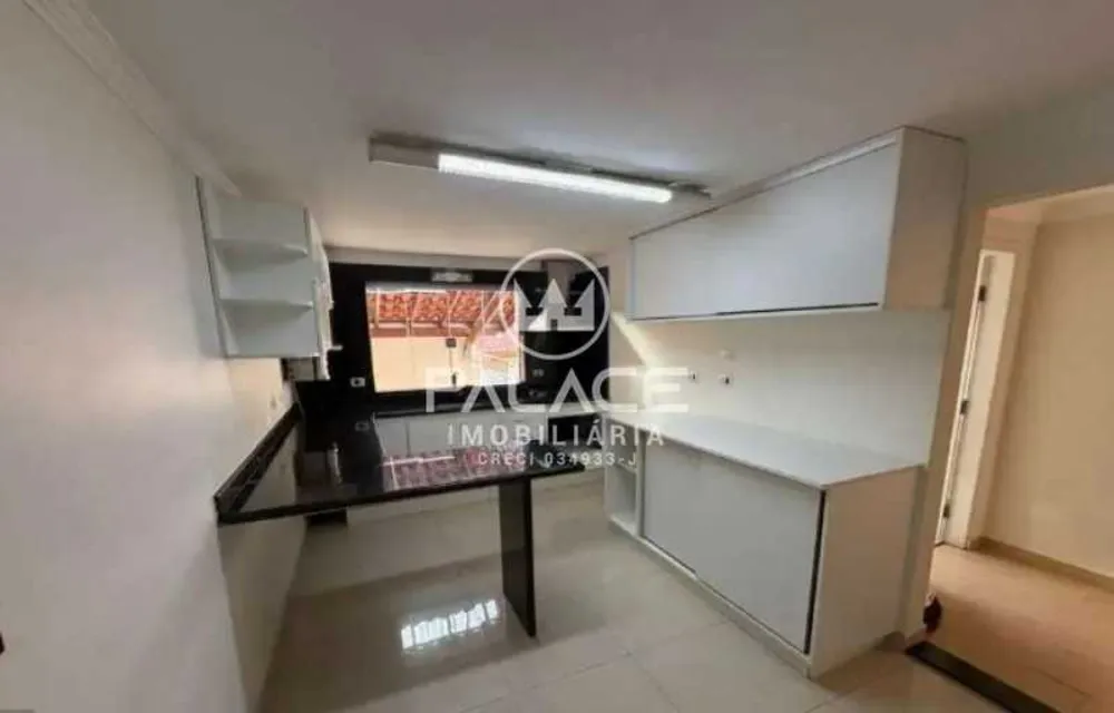Casa, 3 quartos, 261 m² - Foto 2